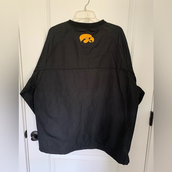 - Iowa Hawkeyes BOTH SCARF AND Black Pullover Windbreaker men’s XL - Picture 4 of 8